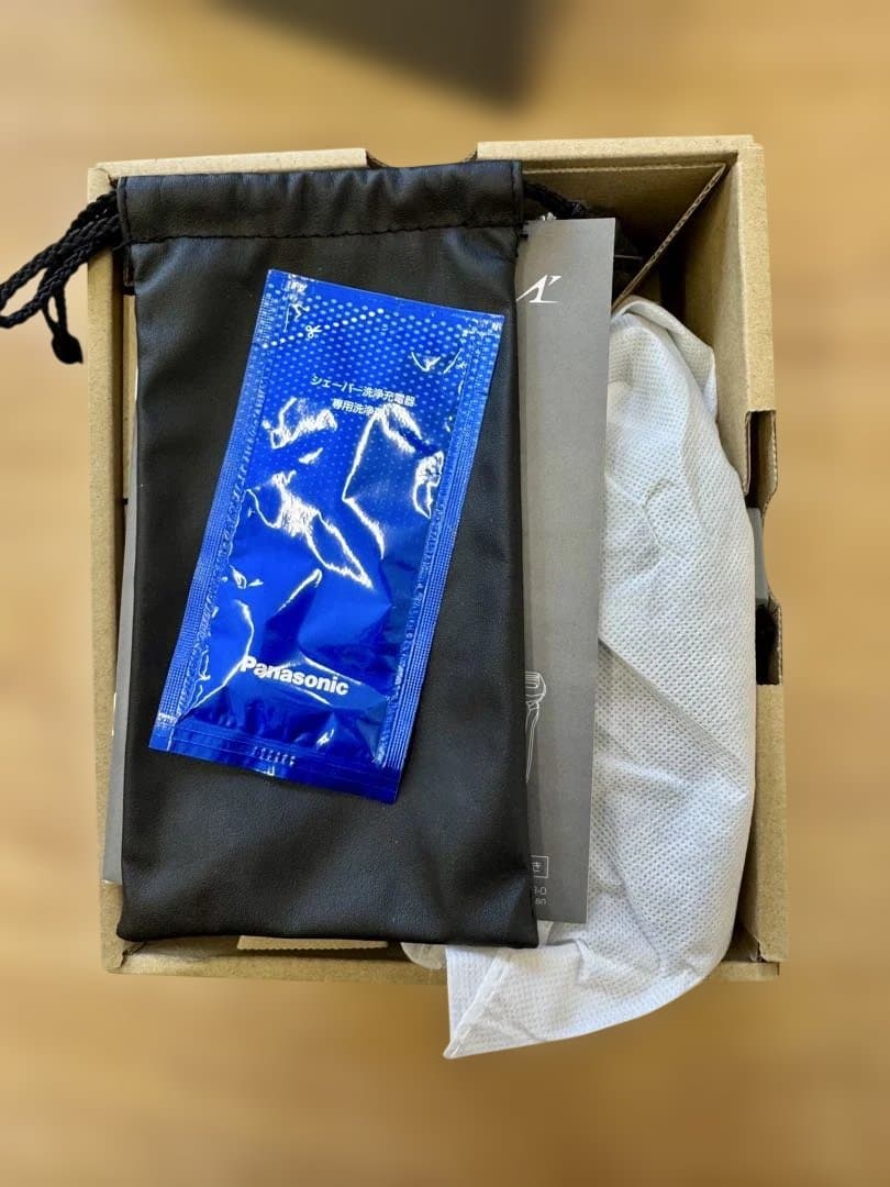 パナソニック ES-LV7W-K ラムダッシュ 5枚刃 風呂剃り可能 洗浄器付き