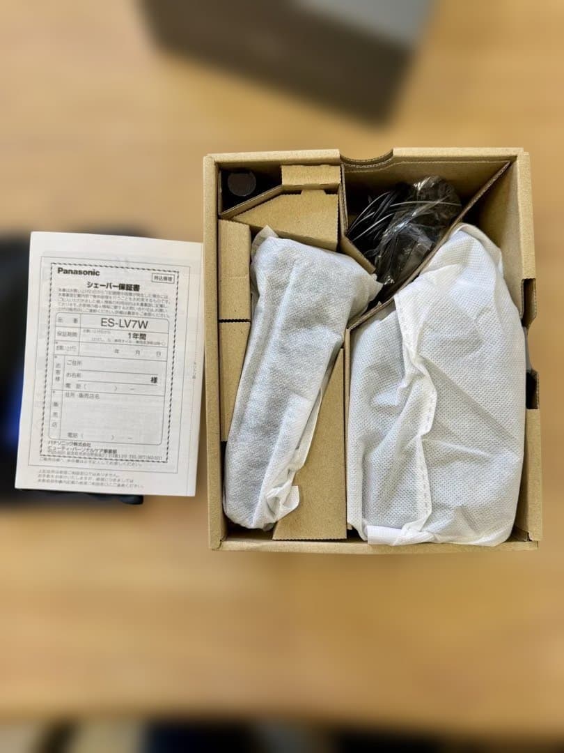 パナソニック ES-LV7W-K ラムダッシュ 5枚刃 風呂剃り可能 洗浄器付き