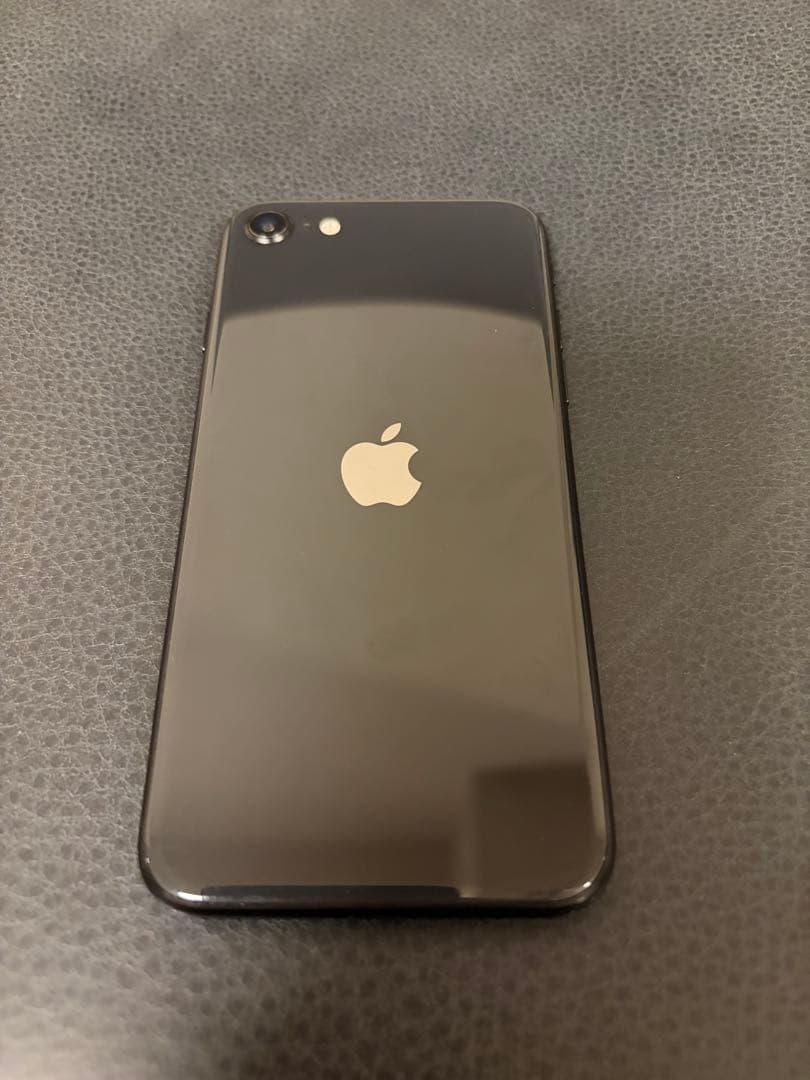 iPhone SE(第2世代)ブラック128GB ※本体のみ