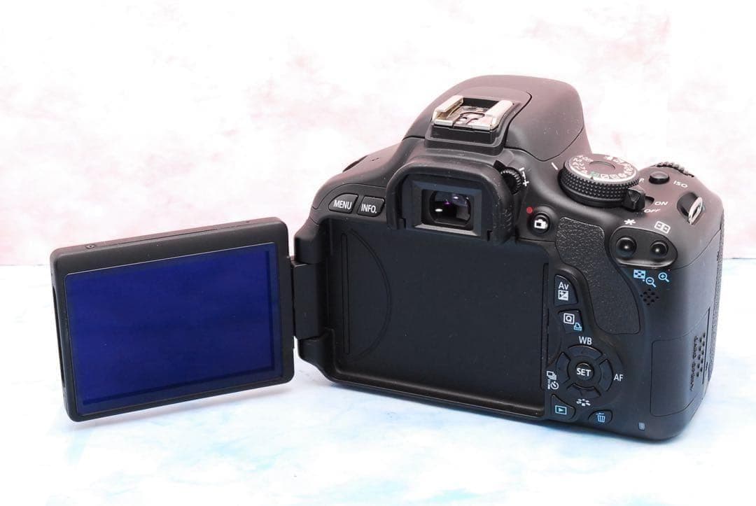 キャノン EOS Kiss X5★S数少★Wレンズ＆バッグ★一眼レフカメラ