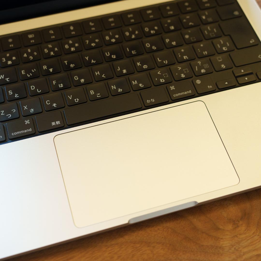 M2 Pro Macbook Pro 512GB、メモリ16GB