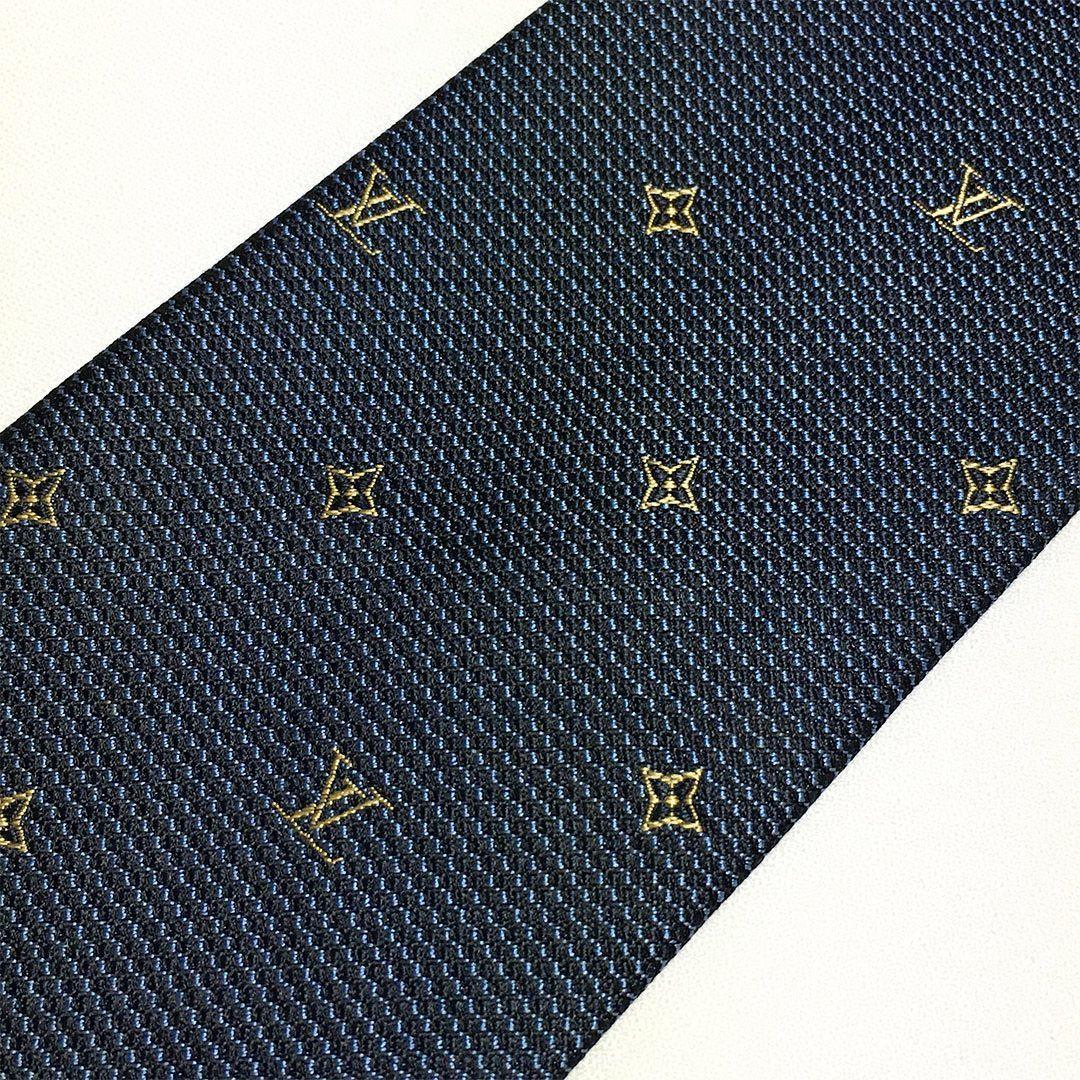 未使用級 ルイヴィトン Louis Vuitton ネクタイ LV柄 モノグラム