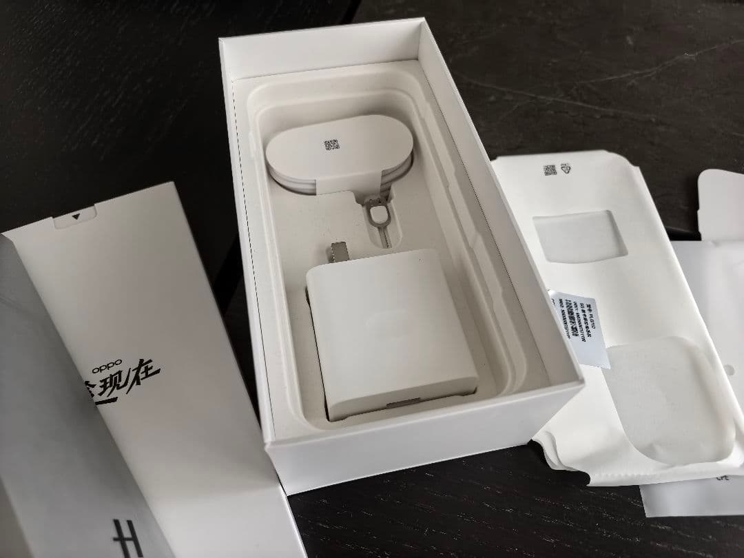 Oppo Find X9 Pro 中国版 12GB/512GB チタン色