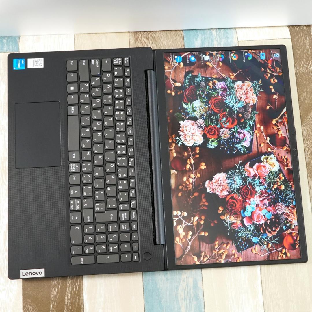 使用感わずかな極美品✨１０コアの１２世代ｉ５に超高速ＳＳＤ＆１６Ｇメモリ✨ＦＨＤ