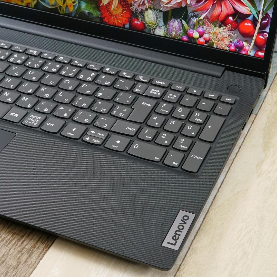 使用感わずかな極美品✨１０コアの１２世代ｉ５に超高速ＳＳＤ＆１６Ｇメモリ✨ＦＨＤ