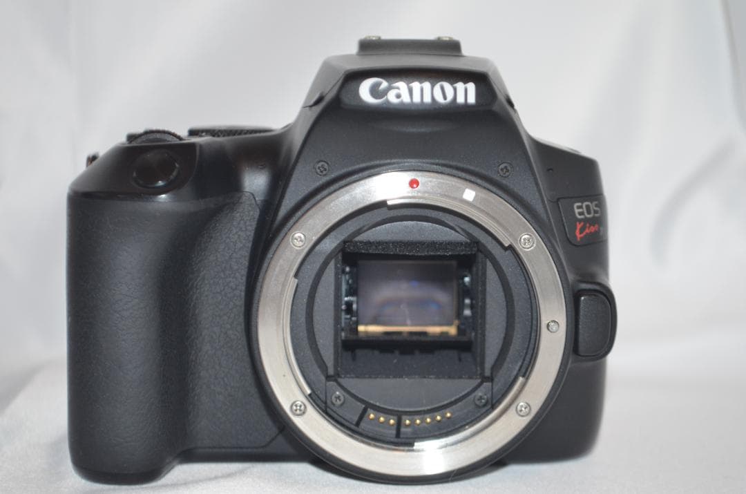 美品 【Canon EOS Kiss X10 ダブルレンズ】 Wi-Fi搭載