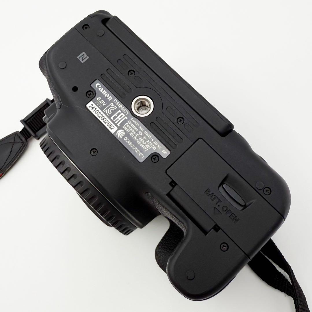 Canon EOS kiss X8i ダブルズームキット 付属品完備