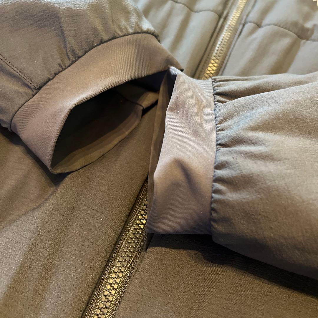 に*0様 ARC’TERYX Atom フーディ　Lサイズ　グレー