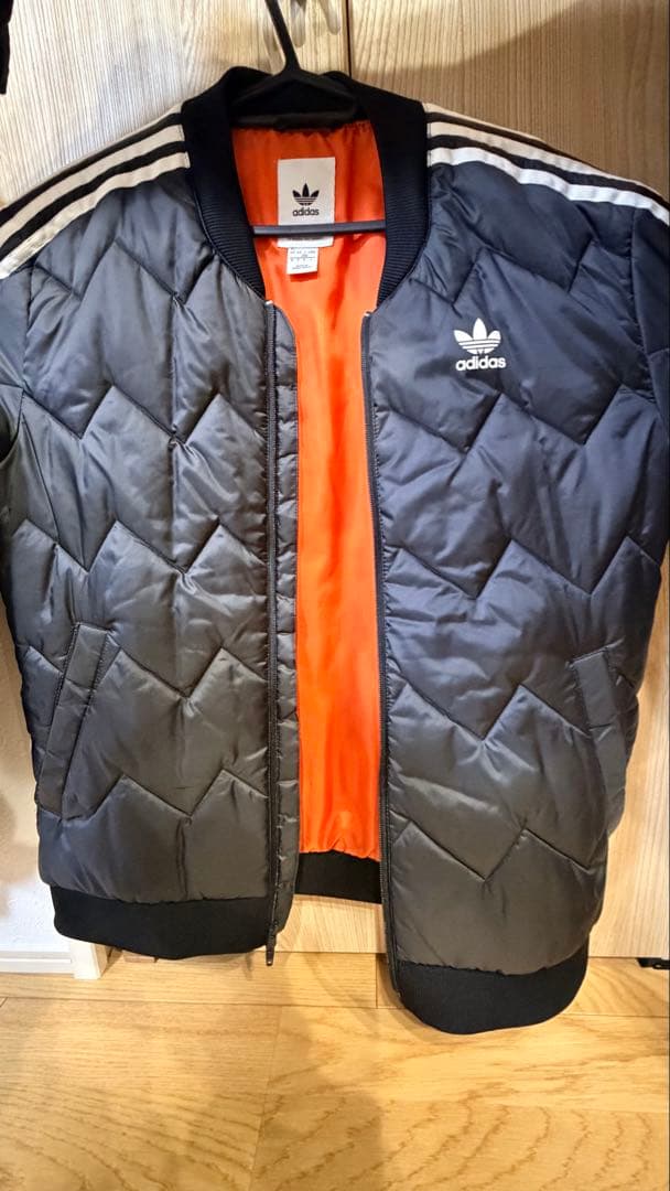 adidas キルティングジャケット