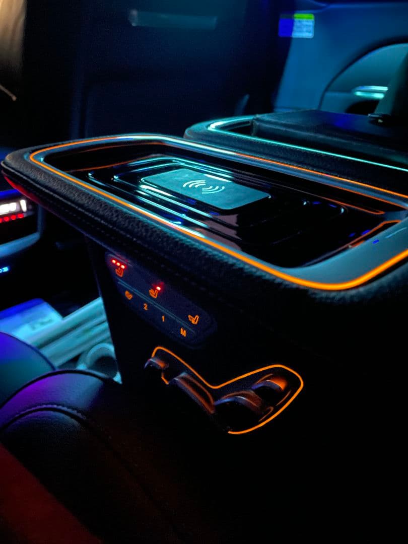 w447 RHD BR447 プラチナスウィート　後席置くだけ充電器キット　左右