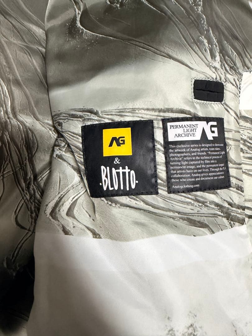 【BURTON ANALOG 】スノーボードウェア XL 上下セット 手袋付き