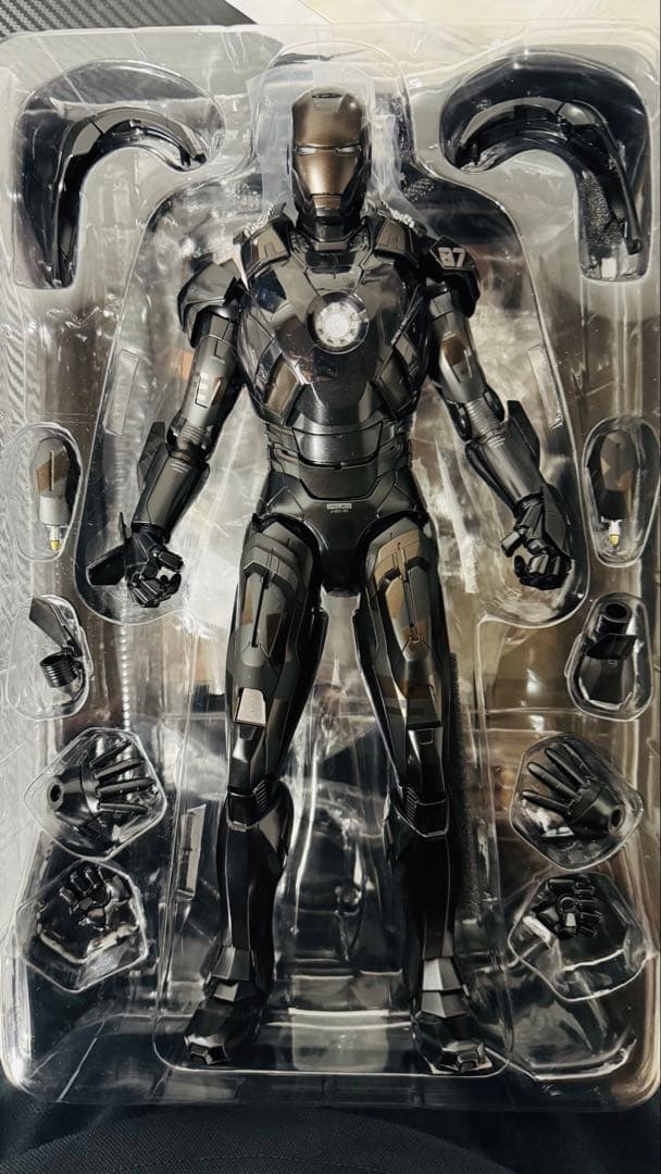 ホットトイズ　アイアンマン Mark 7 ステルスとサブゼロセット