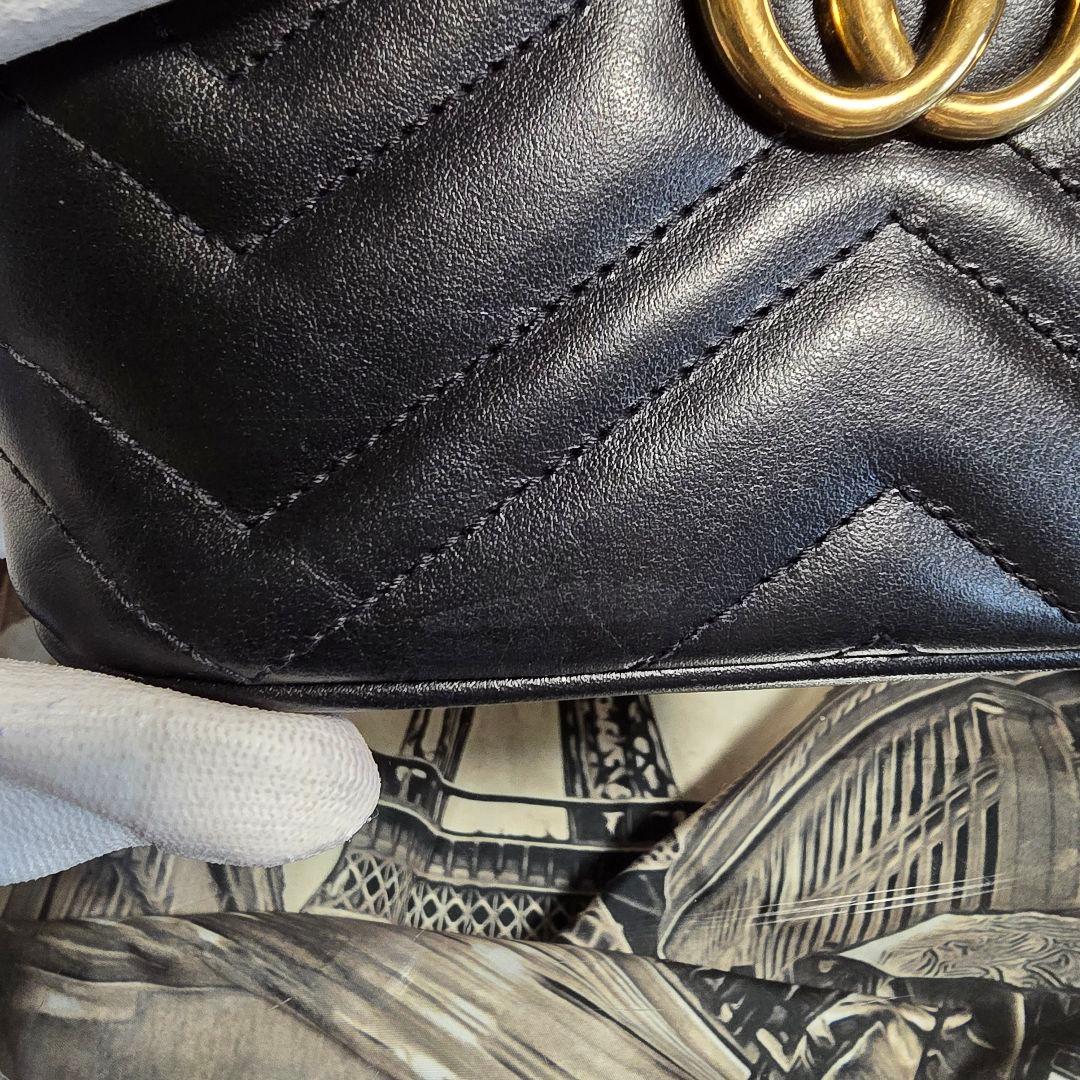 【ぴぃ】グッチ GGマーモント キルティング コスメティックケース