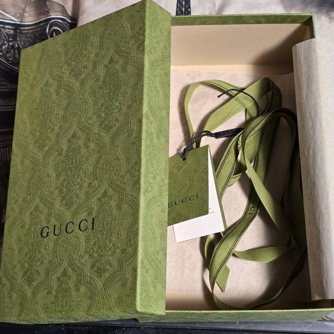 【ぴぃ】グッチ GGマーモント キルティング コスメティックケース