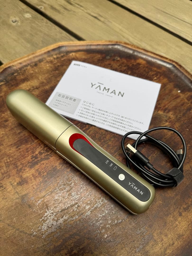 YA-MAN ヘアアイロン　ヘアボリューマー