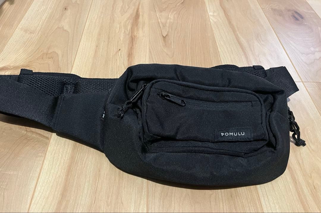 POMULU 2WAYヒップシート ブラック　ポムル