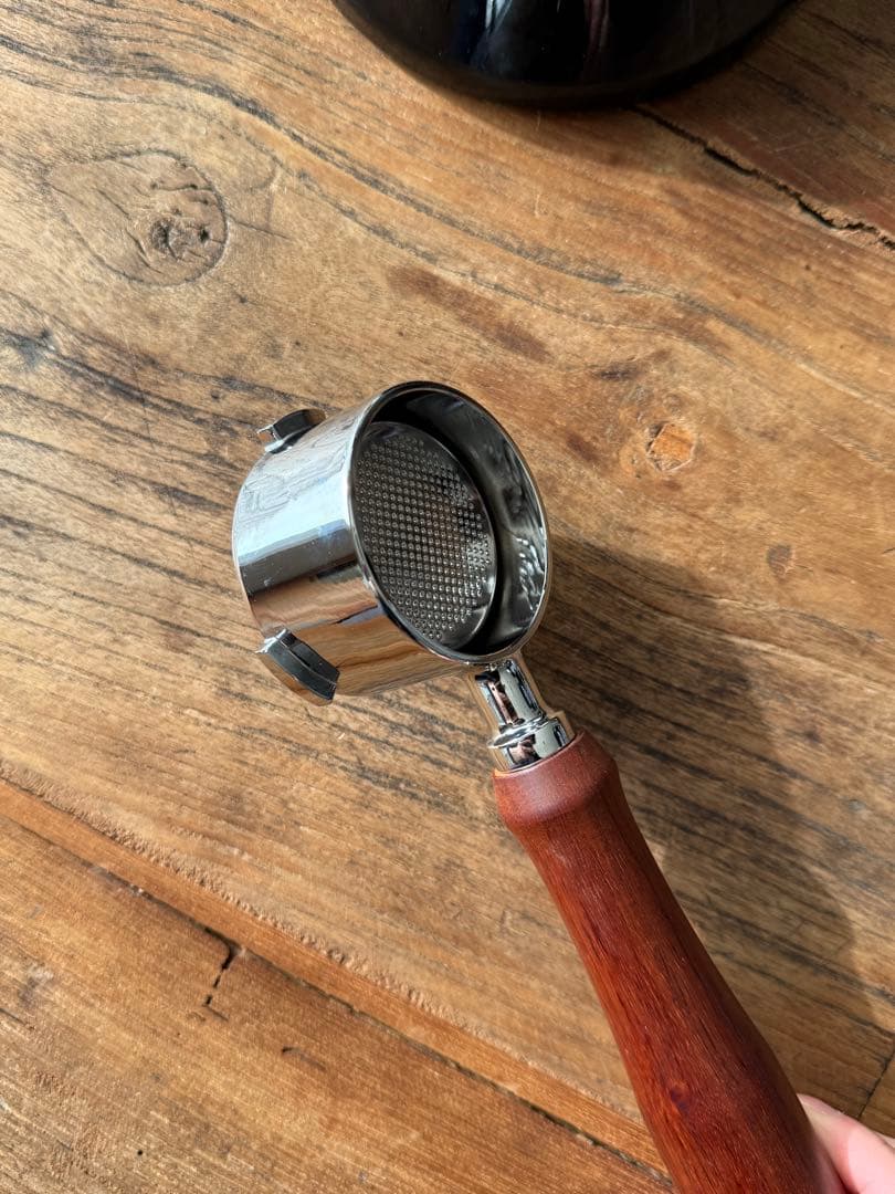 DeLonghi エスプレッソマシン EC680