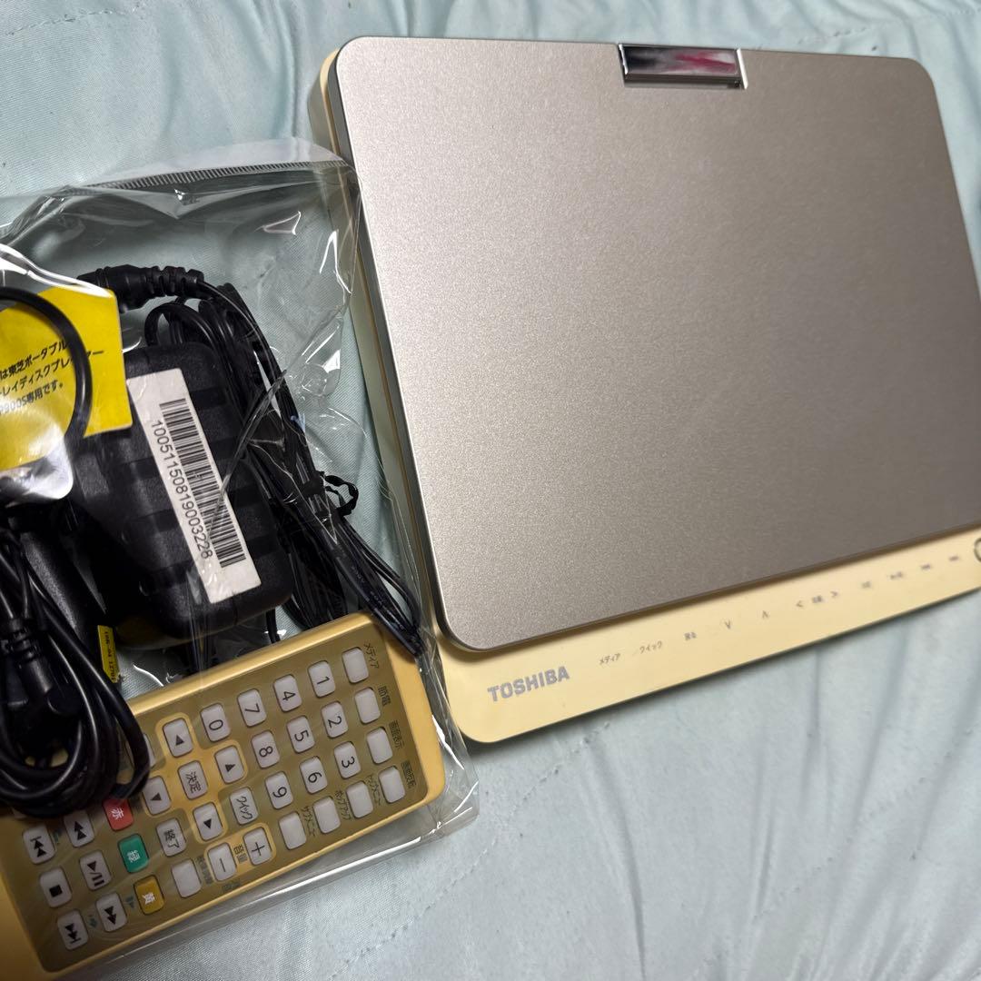 格安 東芝 TOSHIBA SD-BP900S ポータブルブルーレイプレーヤー