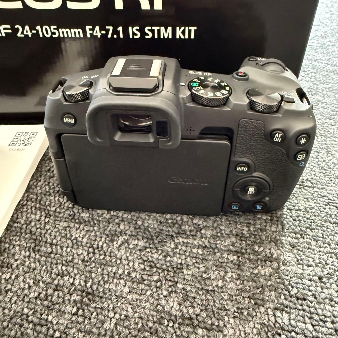 【極美品】EOS RP フルサイズ ミラーレス一眼