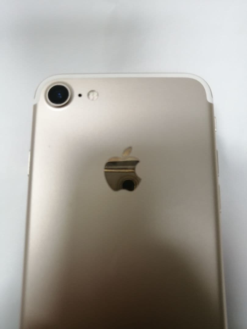 iPhone７128GB バッテリー100%