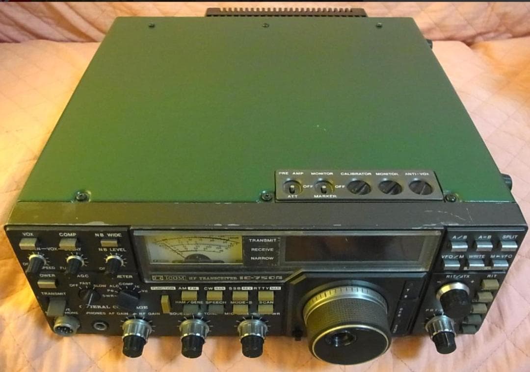 IC-750A HFトランシーバー 100W　オールモード　動作品