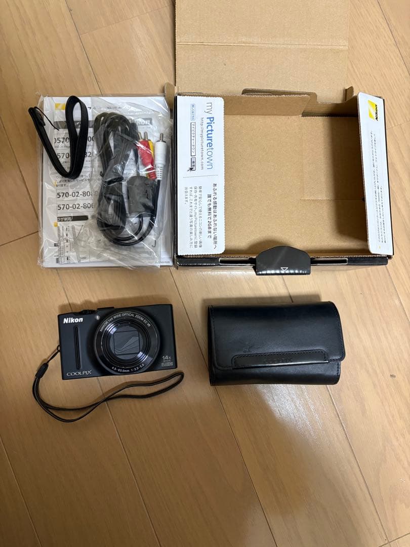 Nikon COOLPIX S8200 コンパクトデジタルカメラ