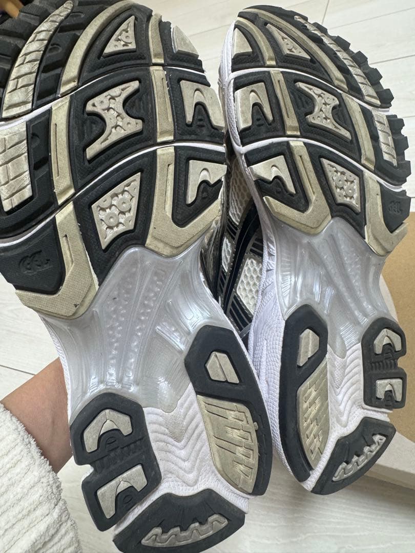 靴 GEL-KAYANO 14 CREAM/BLACK 23.5cm