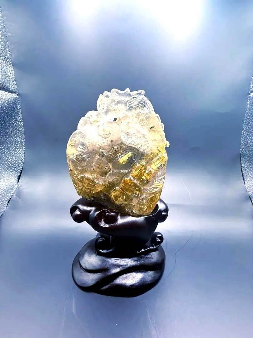 タイチンルチルクォーツ神龍の天然石彫り物