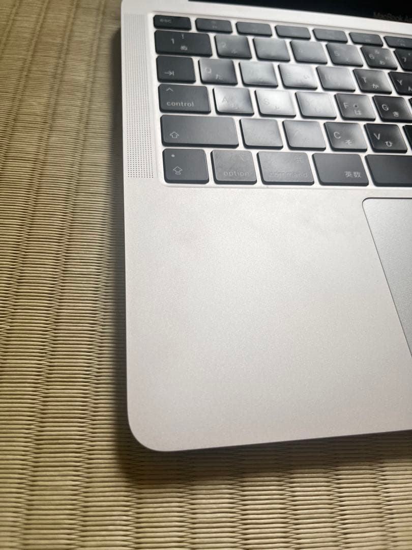 MacBook本体 macbook air 2020 i3 8gb 256gb acti lock