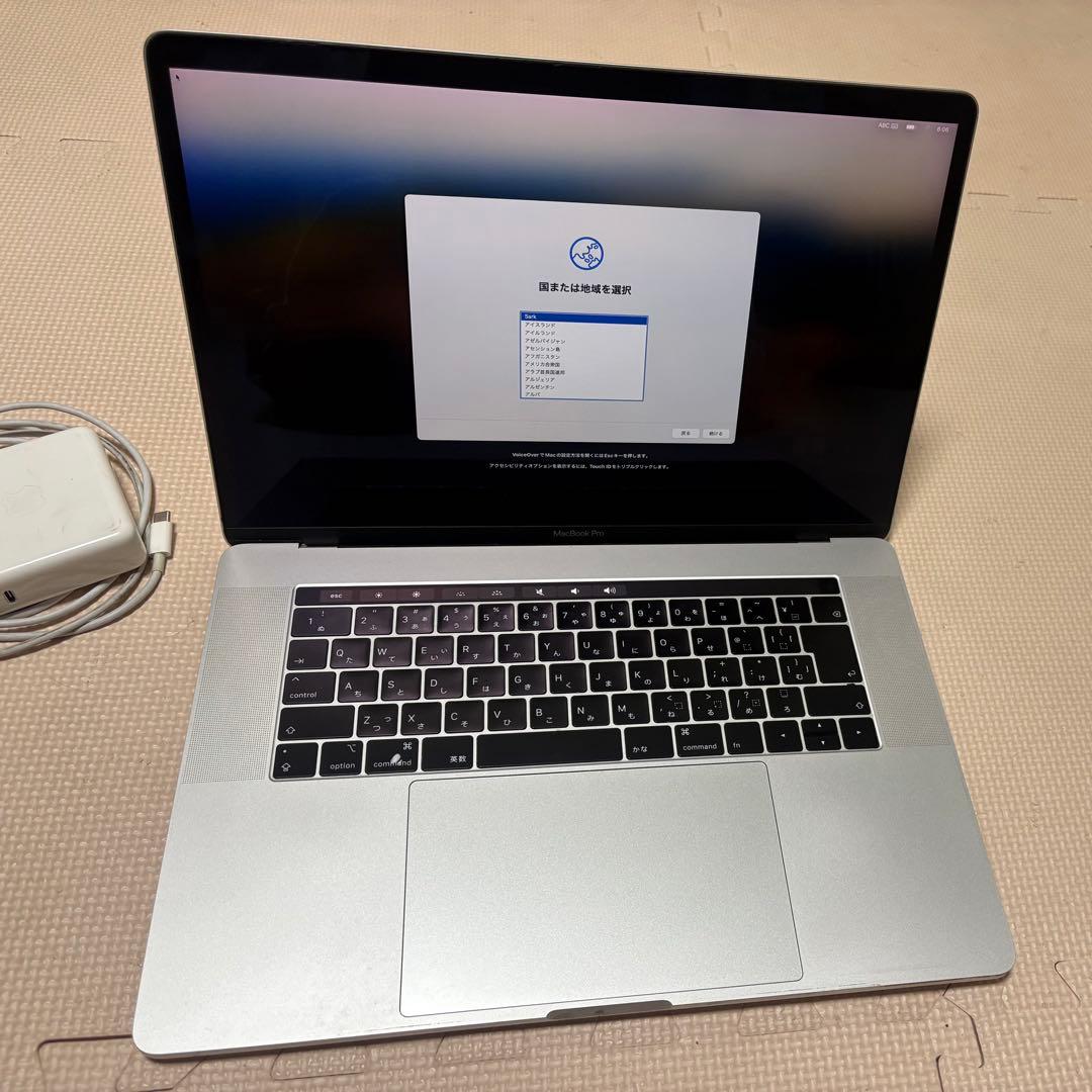 MacBook本体 MacBook Pro 15 2018 i7 16GB SSD 512GB