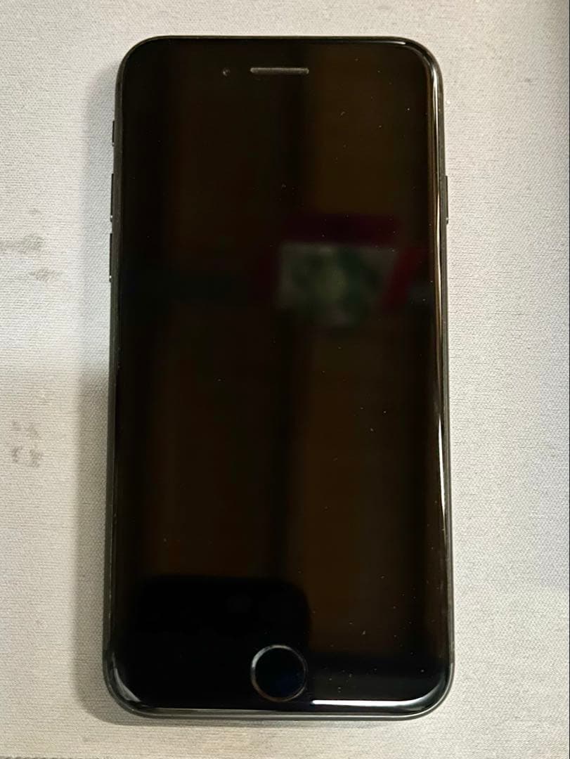 iPhone 8 64GB スペースグレイ SIMロックなし本体＋箱＋一部同梱品