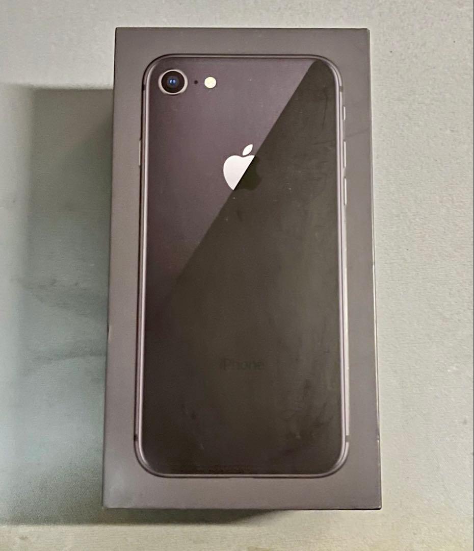 iPhone 8 64GB スペースグレイ SIMロックなし本体＋箱＋一部同梱品