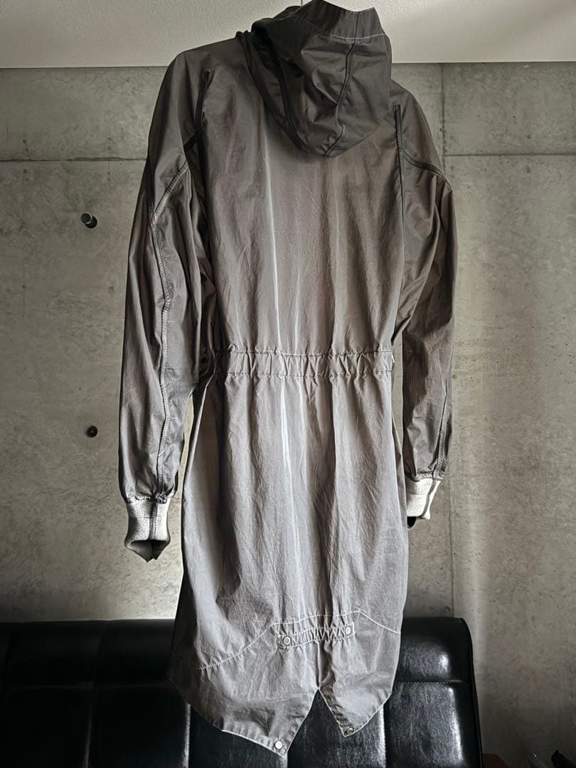 ISAAC SELLAM/リフレクティブ コールドダイ リバーシブルコート