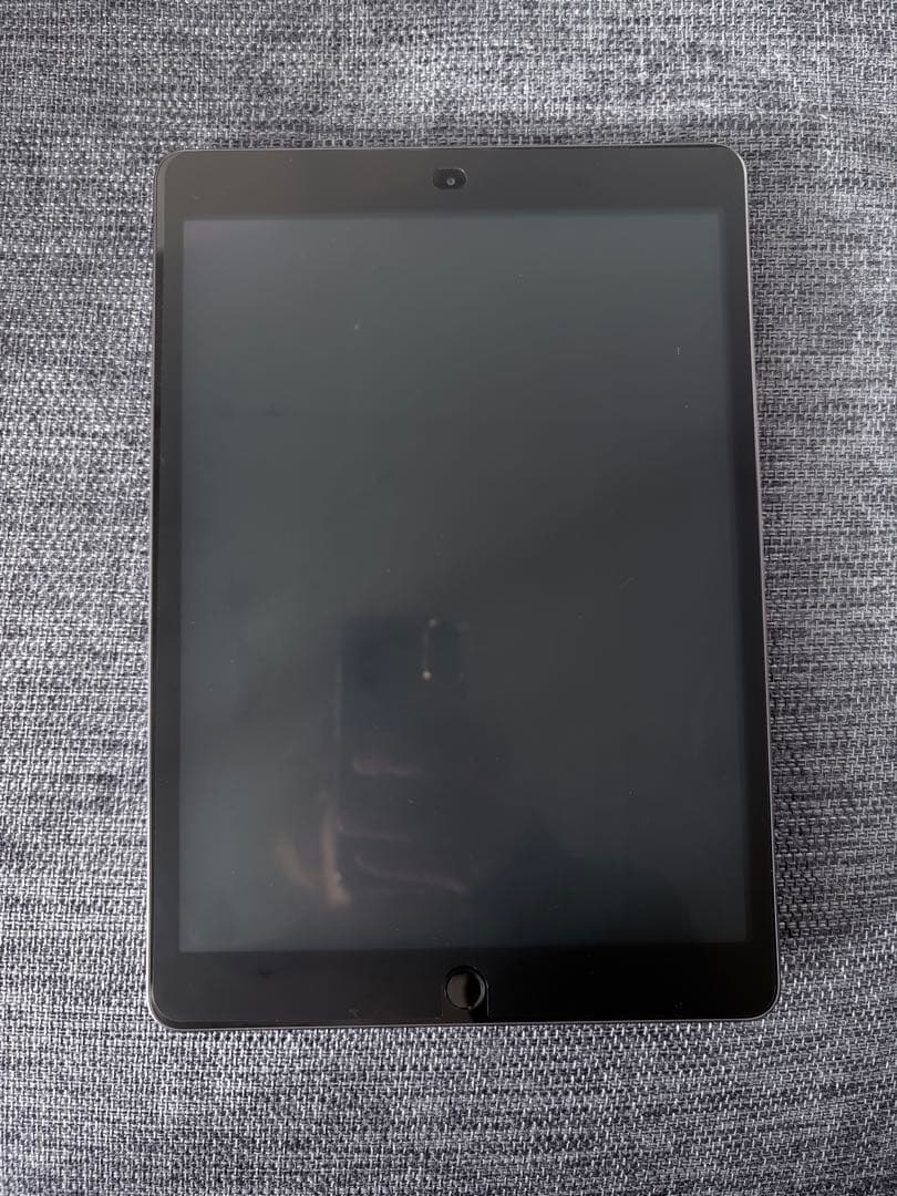 Apple iPad 第8世代 32GB Wi-Fi スペースグレイ