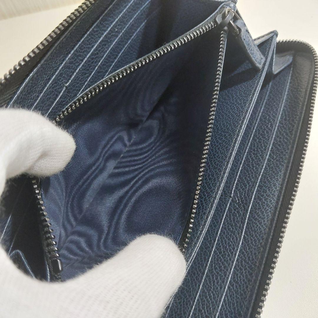 プラダ メタルロゴ ラウンドファスナー長財布 レザー ブラック 2ML317