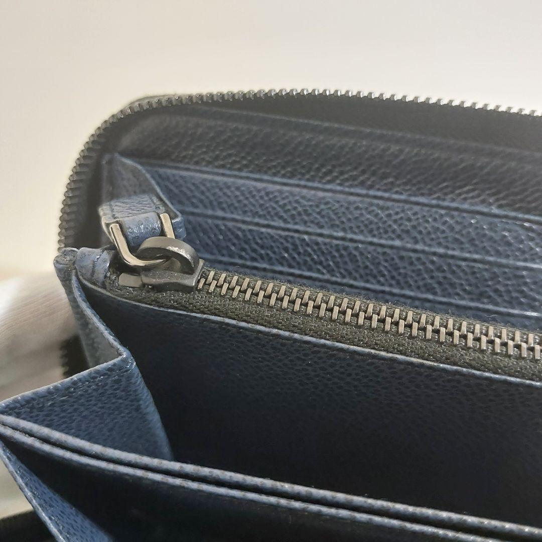 プラダ メタルロゴ ラウンドファスナー長財布 レザー ブラック 2ML317