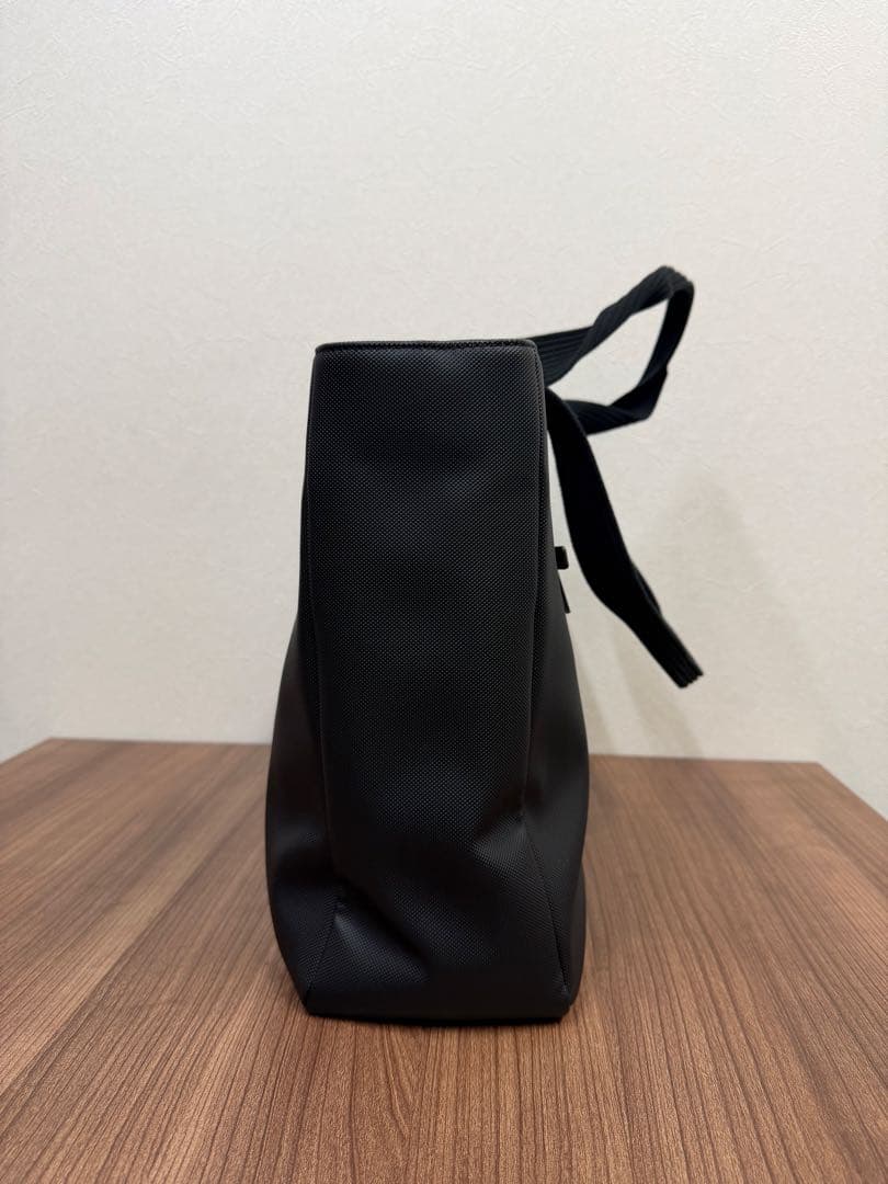 【人気完売商品】ラコステ　トートバッグ