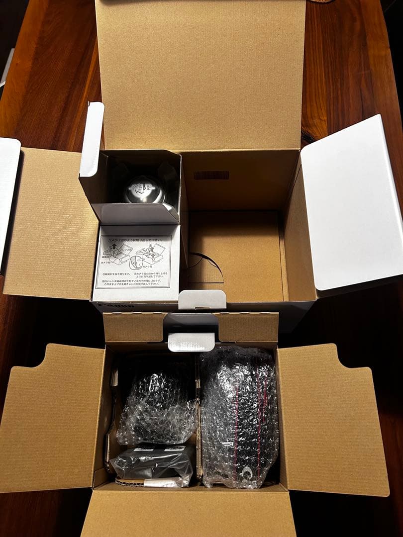 Canon EOS Kiss X8i ダブルズームキット 箱付き　　バッテリー有