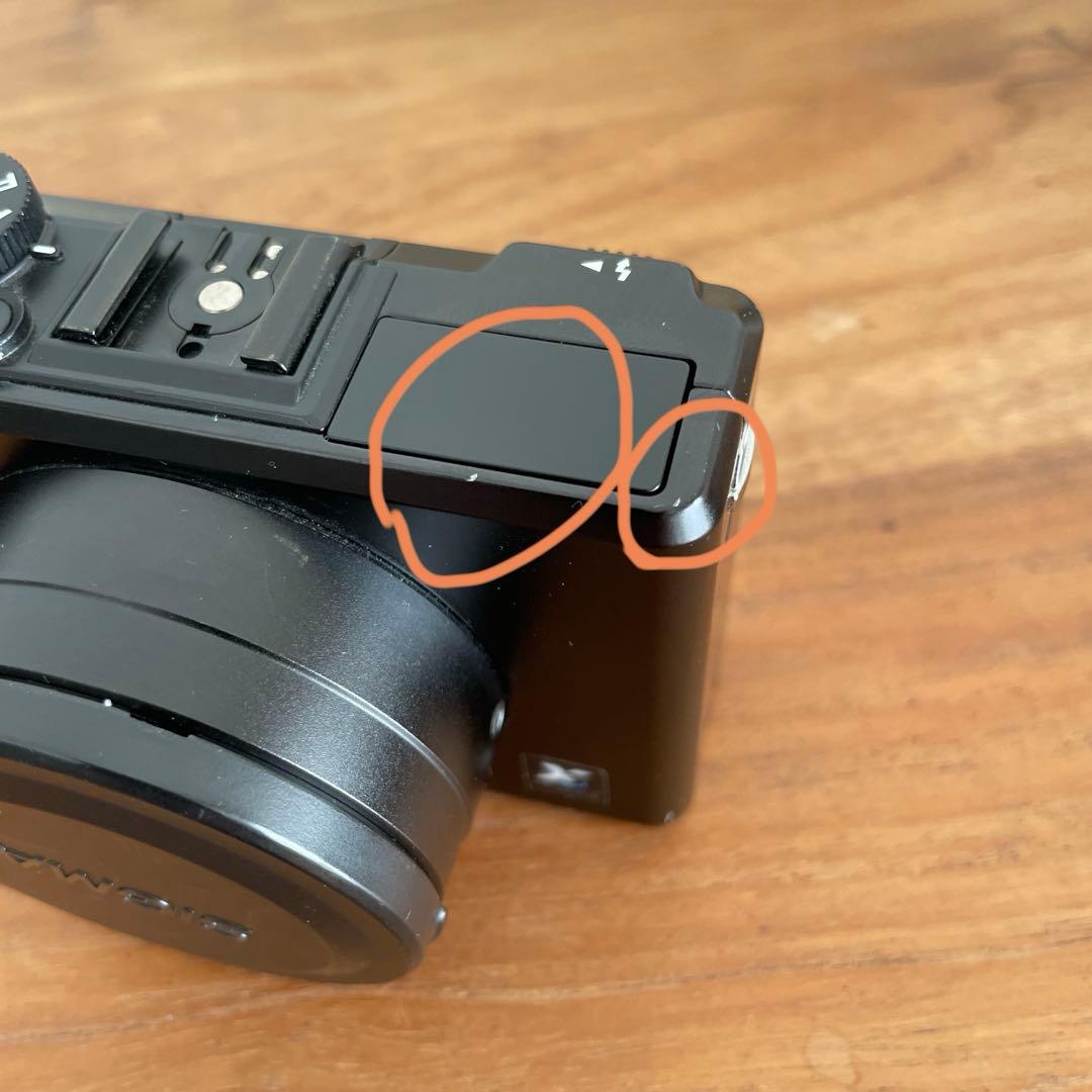 デジタルカメラ SIGMA DP2X