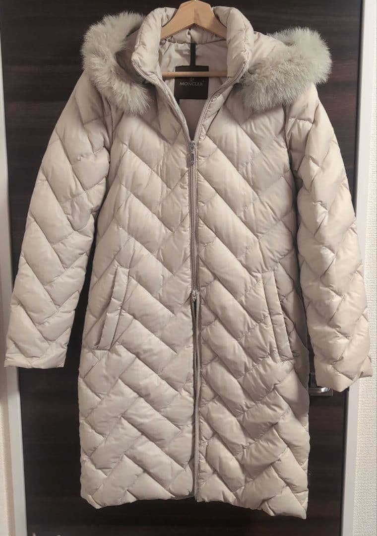 モンクレール リアルファー付き ロングコート