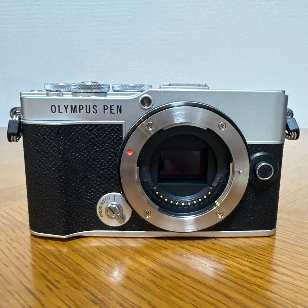 デジタルカメラ OLYMPUS PEN E-P7 & 14-42mm