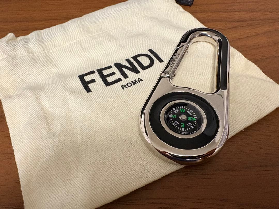 値下げ☆FENDI フェンディ コンパス付きカラビナ キーホルダー