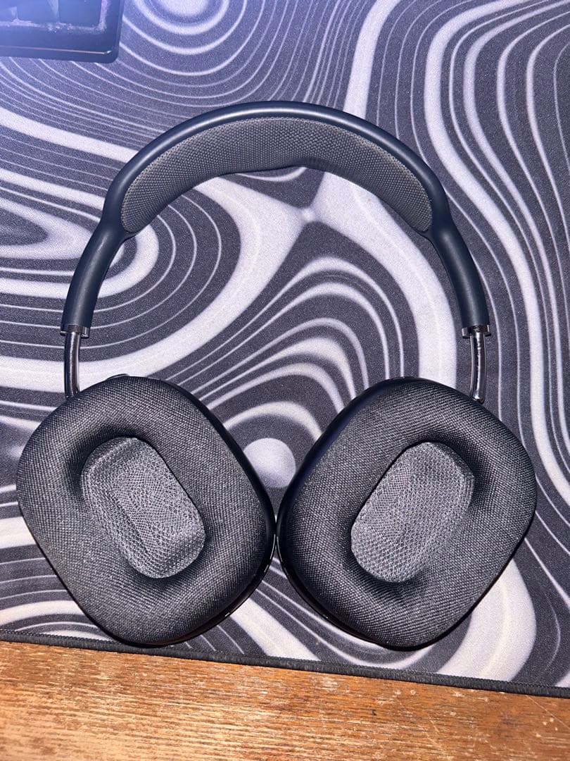 AirPods MAX ブラック