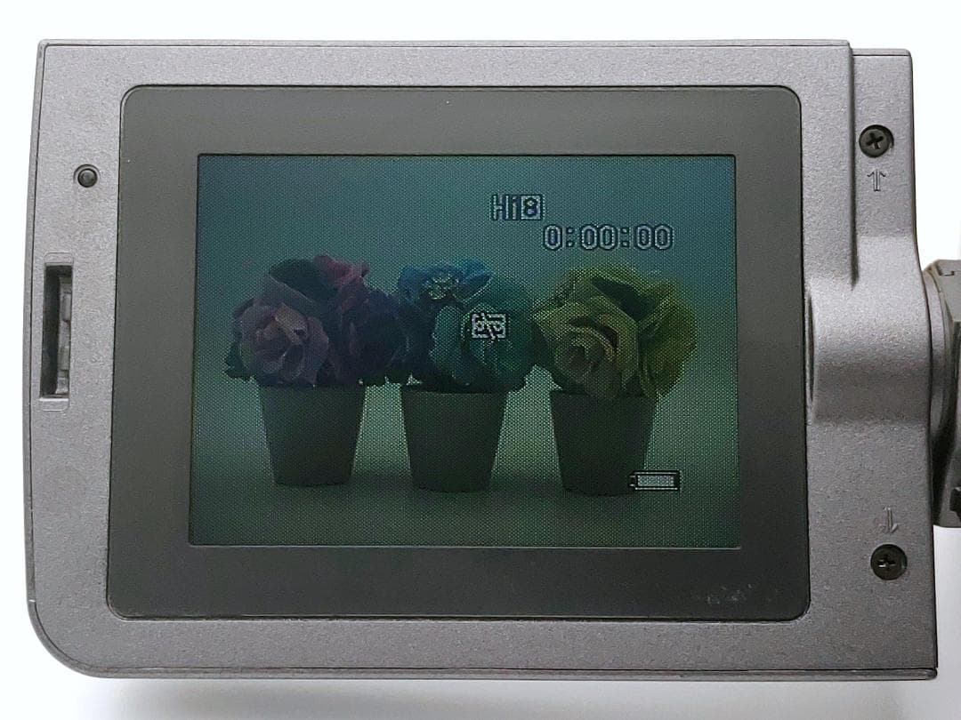 8mmテープのダビングに！ SONY ビデオカメラ CCD-TRV60