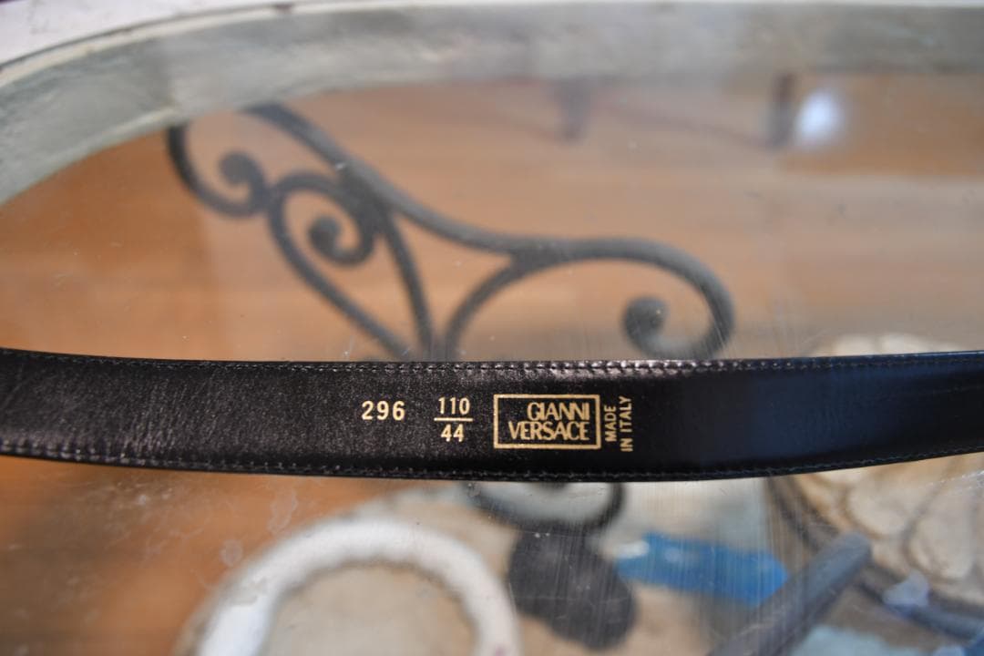 GIANNI VERSACE 本革 レザーベルト ブラック 4連金具