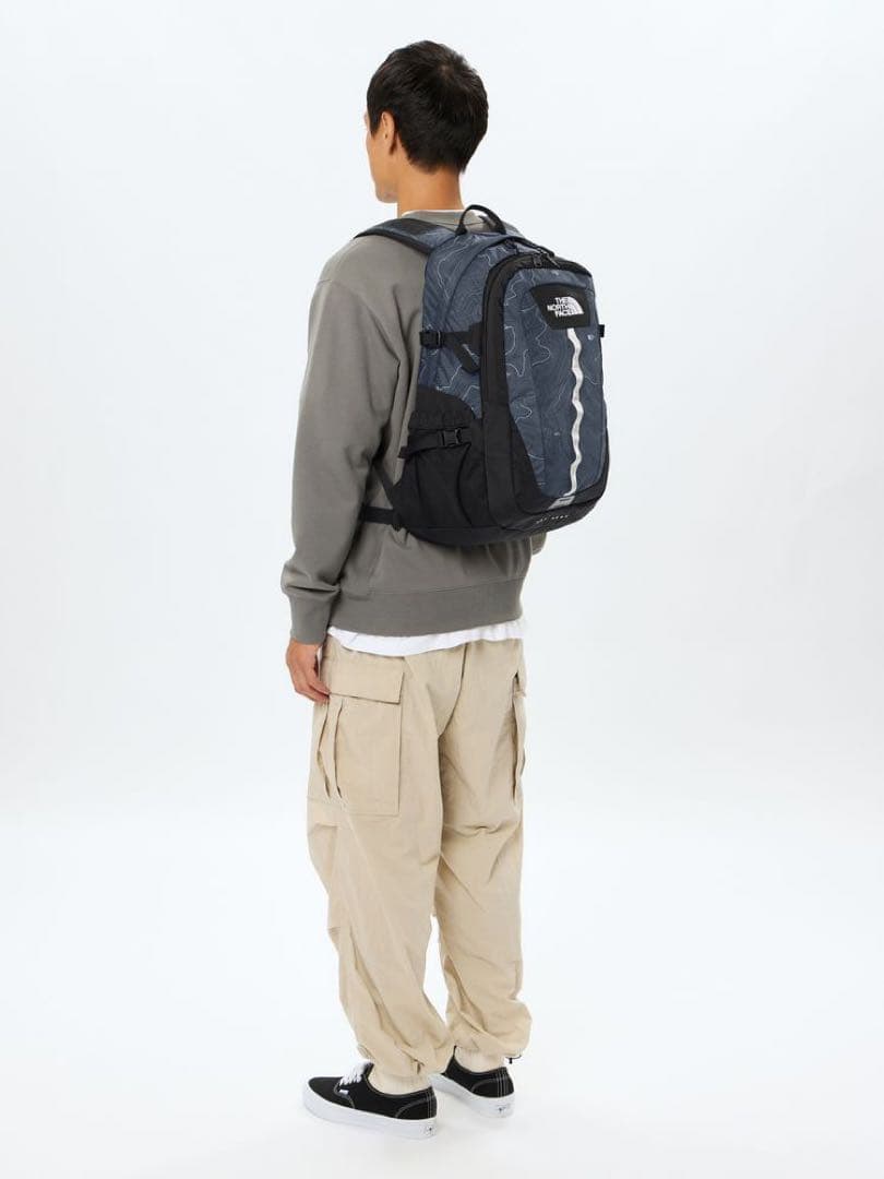 ひ*み様 27L新品ザノースフェイスホットショットリュックサックバックパック男女