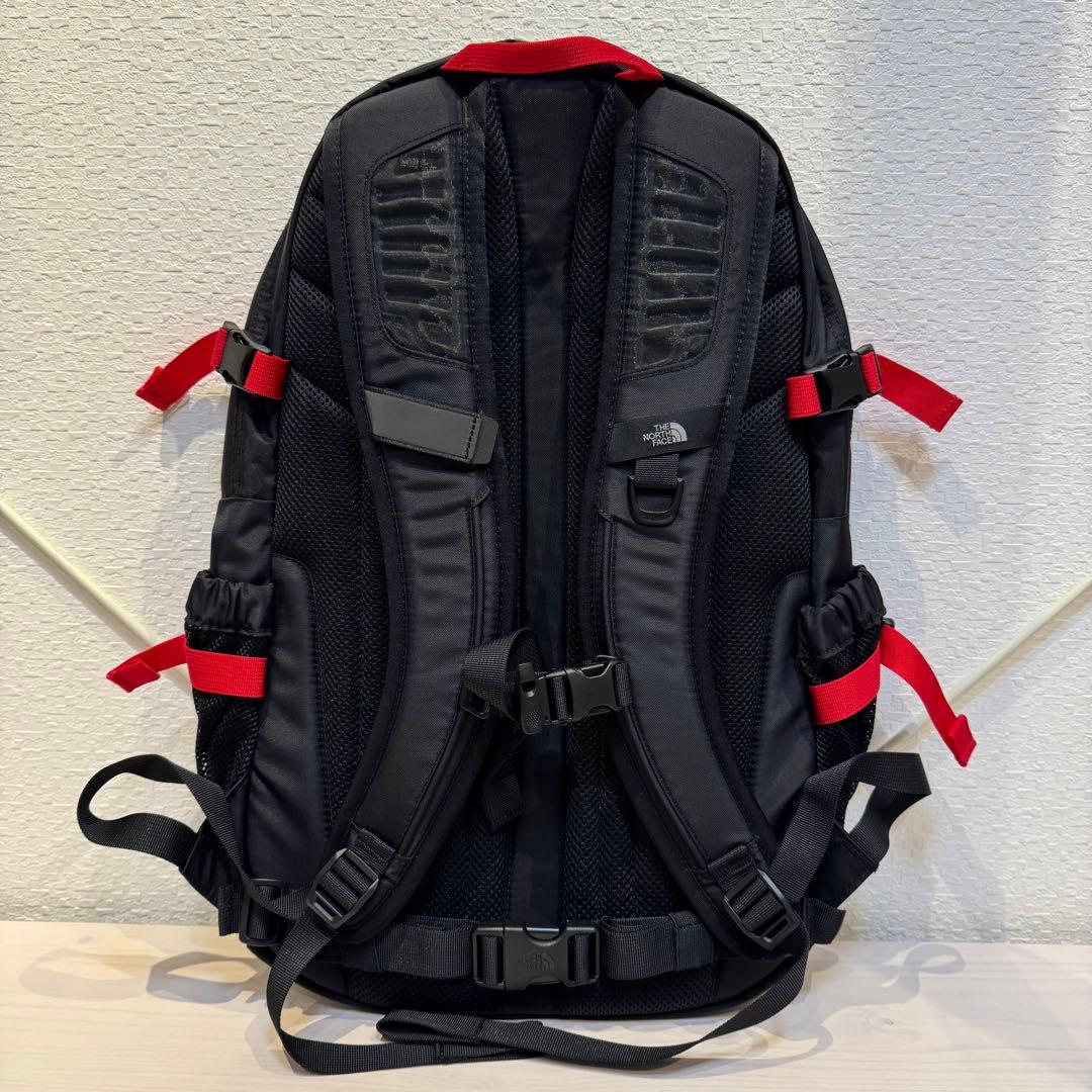 ひ*み様 27L新品ザノースフェイスホットショットリュックサックバックパック男女