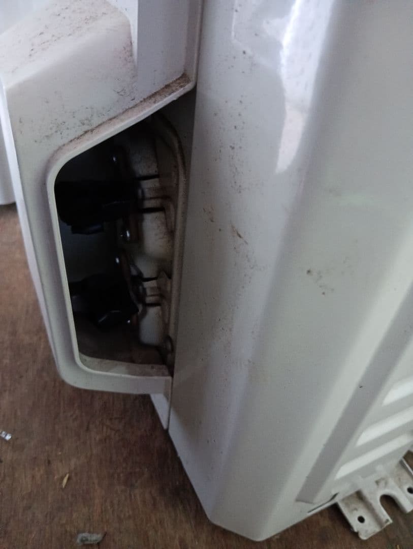 シャ−プ、AY-N22DMル−ムエアコン6畳、2022年製