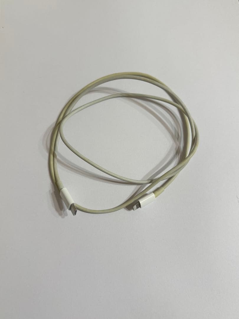 iPhone11 64gb 「オマケ付き：ケース3個」