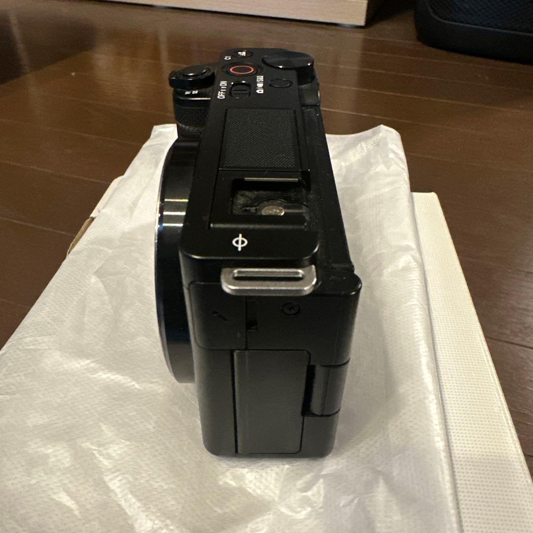 美品　SONY ZV-E10 ミラーレス一眼 4K